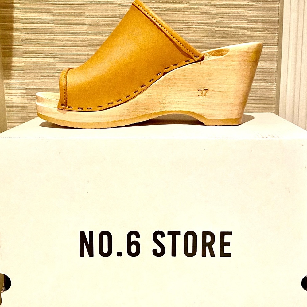 AUTHENTIC No. 6 WEDGE CLOG